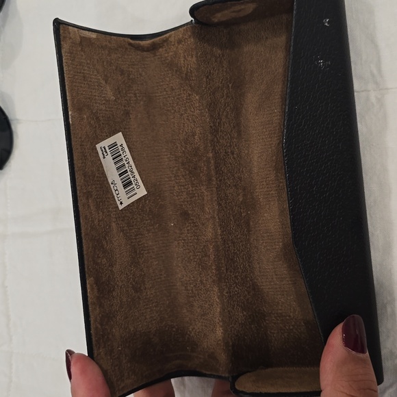 Burberry Black Women's Sunglasses! New! - Picture 9 of 11